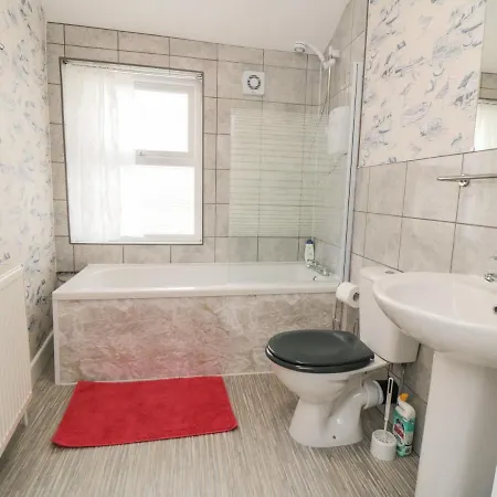Hanover Hideaway Scarborough