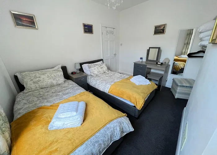 Hanover Hideaway Scarborough